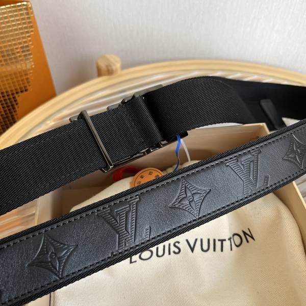 Louis Vuitton 35MM Belt LVB00306